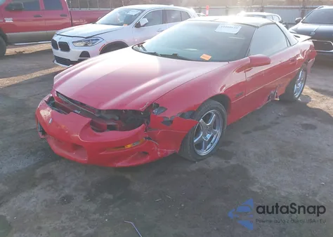 2001 Chevrolet Camaro Z28 z USA, uszkodzony, nr VIN 2G1FP22G512100311